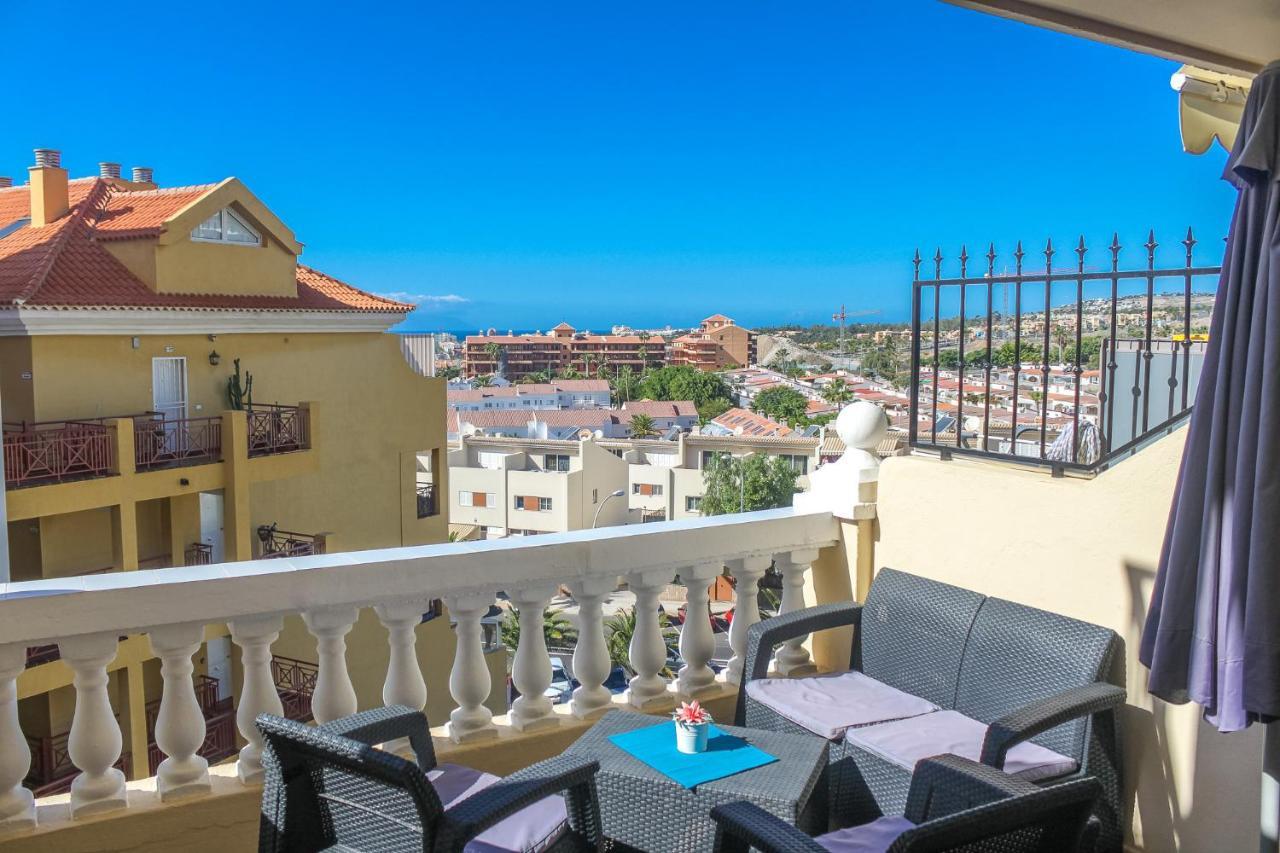 Castle Harbour Phoebe'S Flat Los Cristianos By Lovetenerife Екстер'єр фото